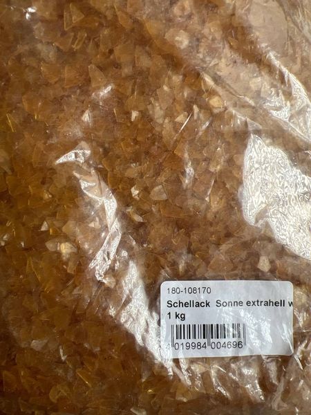 Шеллак безвосковой Яркий Солнечный хлопья Schellack Sonne extrahell, bLM, wachsfrei 1 кг, Noris