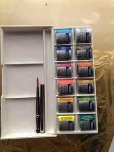 Набір акварельних фарб 12 кол + пензель, пласт. бокс, Winsor Cotman Sketchers’ Pocket Box